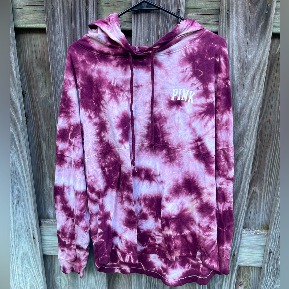 Lightweight tie-dye hoodie
